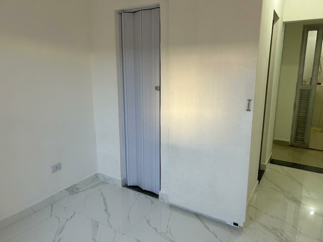 Apartamento de 2 dorm (1Suite) 1 banheiro à venda - Vila Augusta