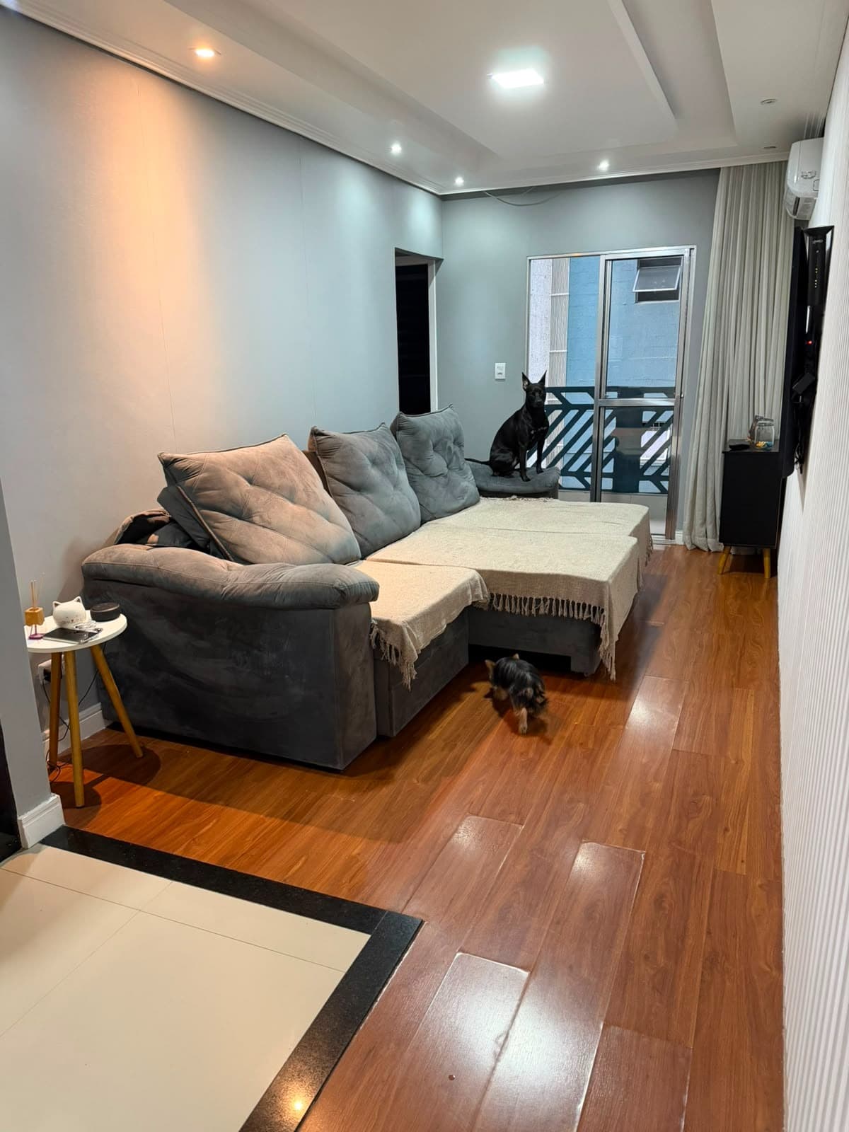 Apartamento no Condomínio Morada do Sol - Jd Mikail / 2 dorms 1 banheiro 1 vaga