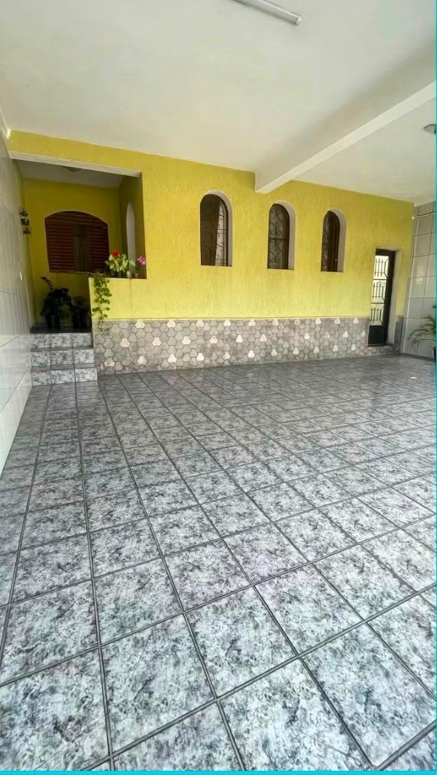 SOBRADO JARDIM DOURADO/ 3 DORMS 2 BANHEIROS 3 VAGAS 181 MTS