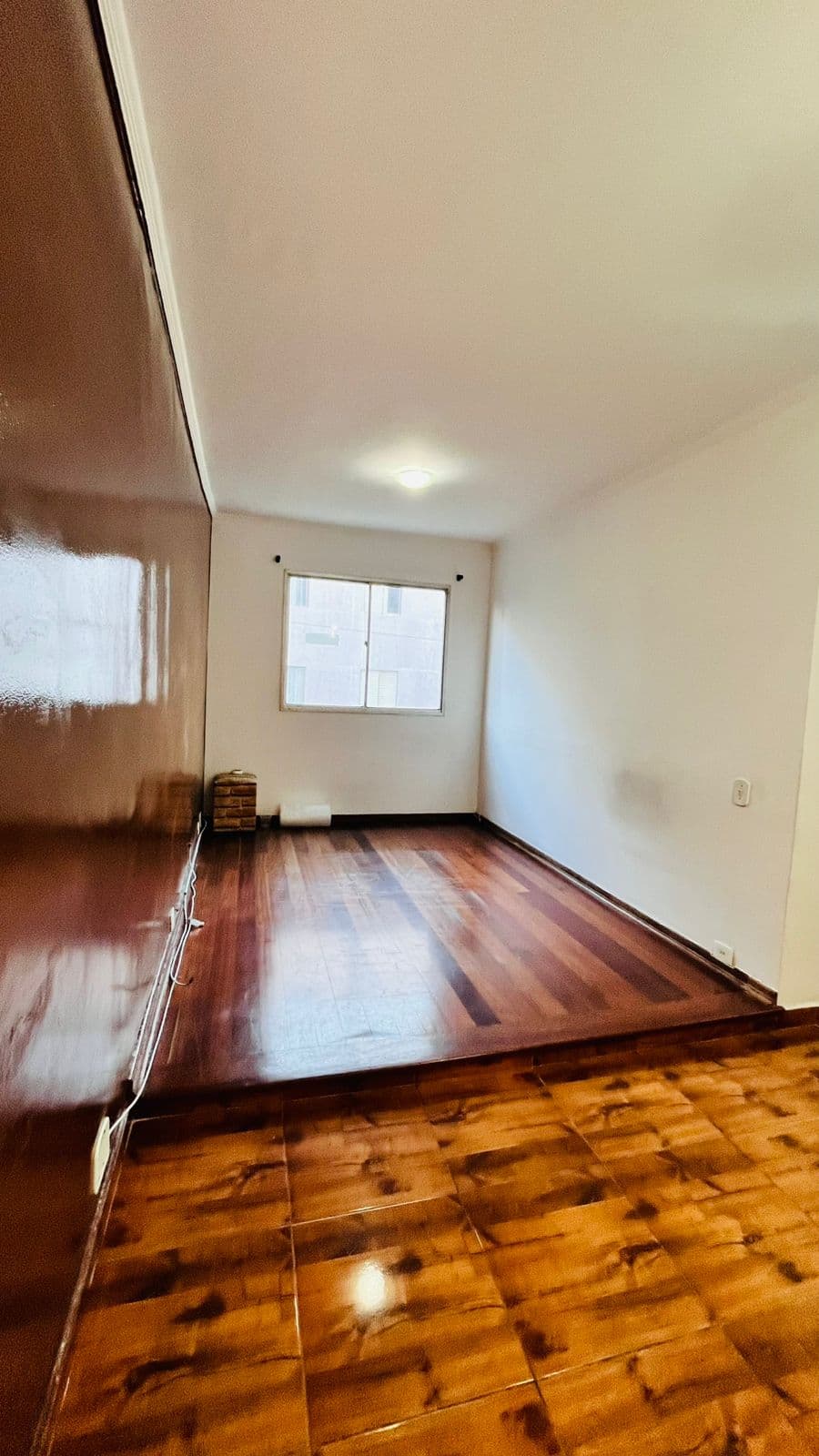 Apartamento 2 dormitórios 1 banheiro no Jardim Cocaia