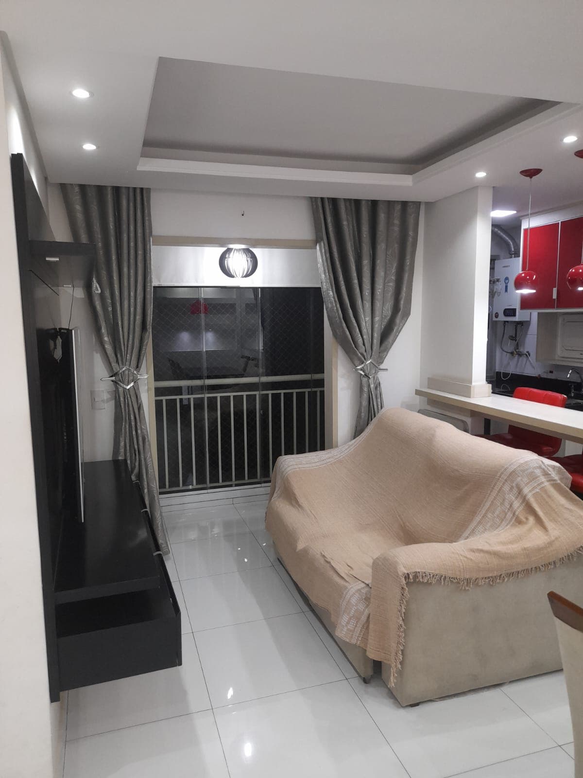 Apartamento 2 Dorm com Suíte - Condomínio Magnum - Guarulhos
