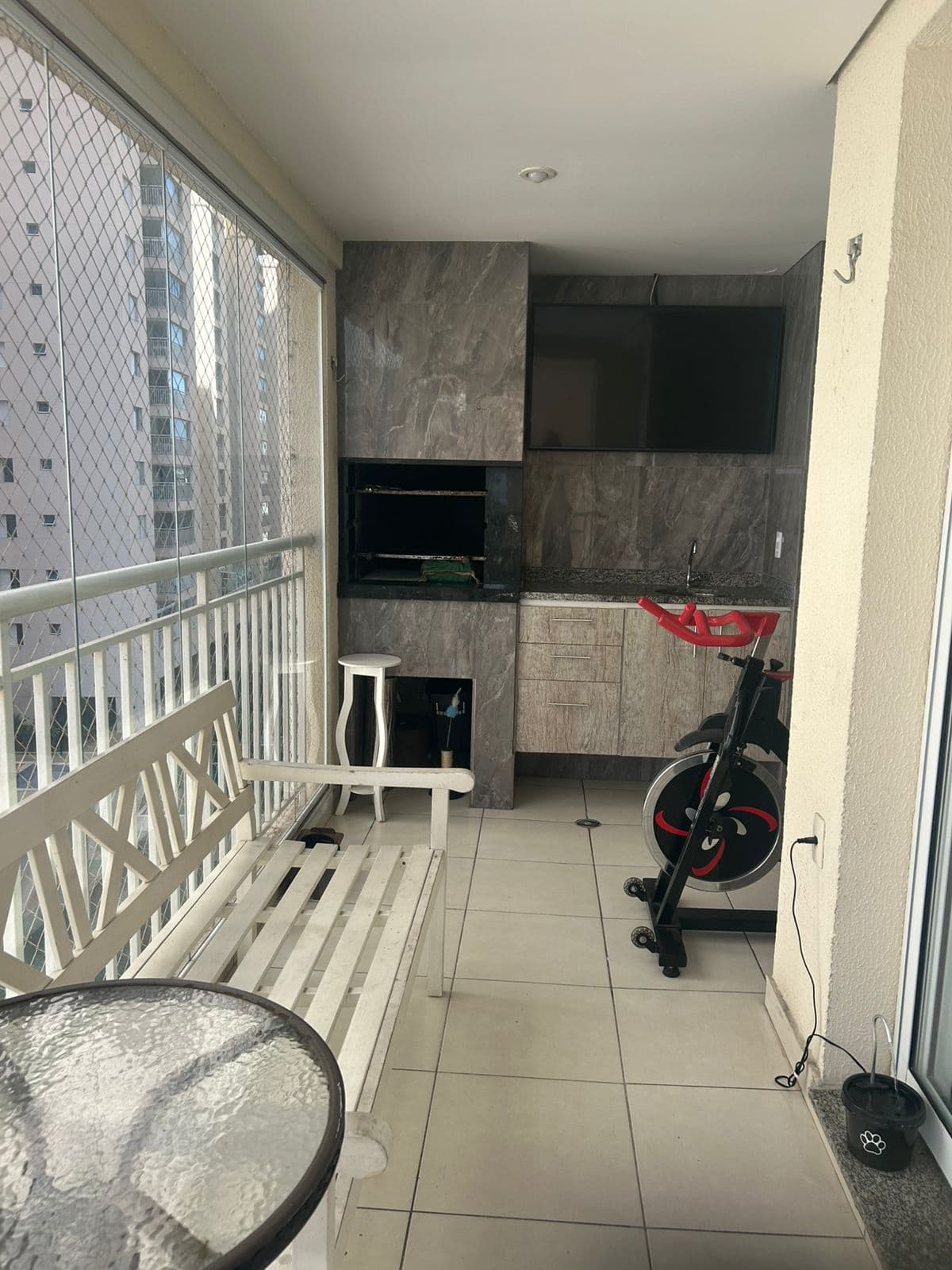 Apartamento 4 Dorms com Varanda Gourmet - Vila Santo Antonio