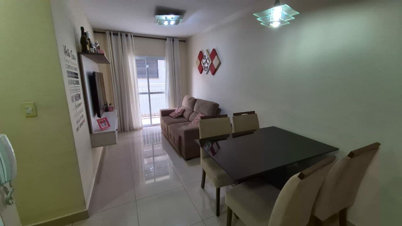 Apartamento à Venda - Condomínio Estras 1