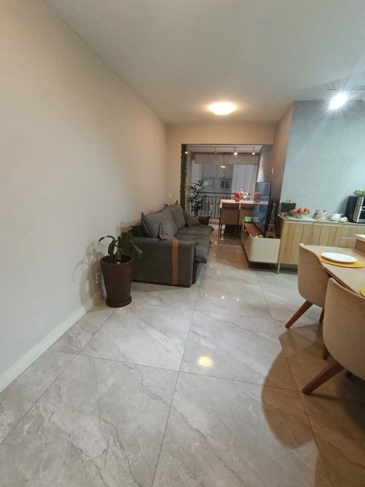 Apartamento à Venda, 3 dormitórios (1 suíte) 2 salas 2 banheiros 1 vaga - Jardim Flor da Montanha