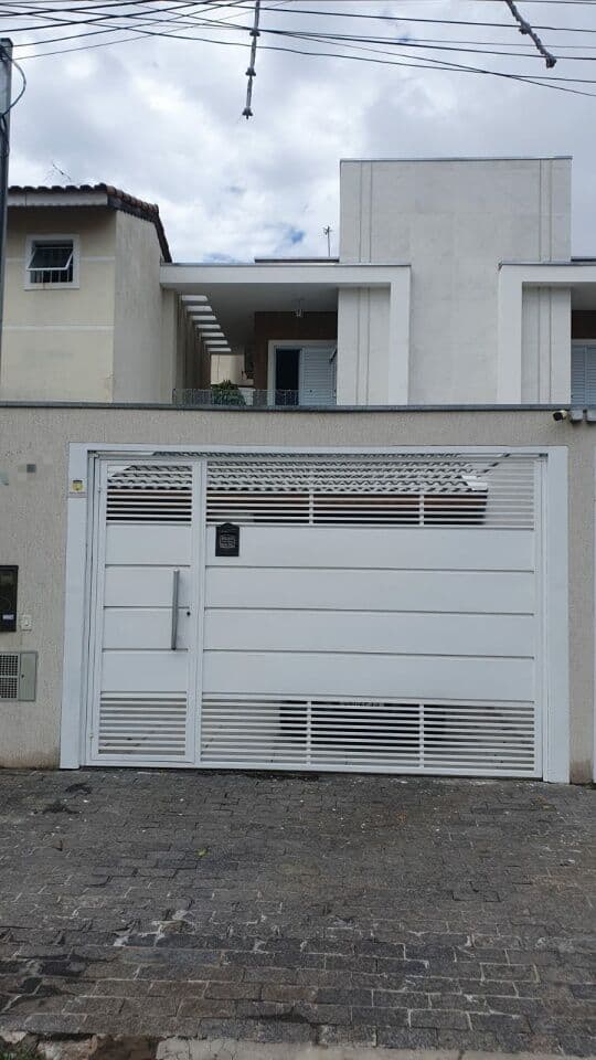 Sobrado Jardim Paraventi - 3 Dorm, 3 Banheiros, 4 Vagas