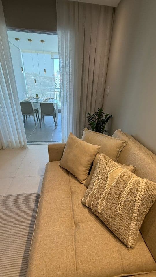 Apartamento à Venda, 2 dormitórios - Vila Galvão