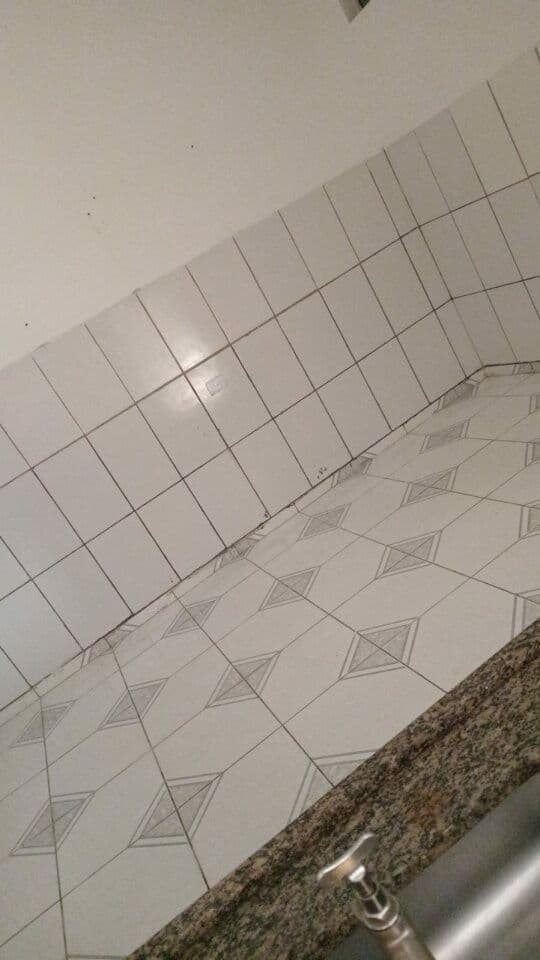 Imóvel à venda - Jardim Guilhermino | Guarulhos/SP/ 2 dorms 1 banheiro 3 vagas