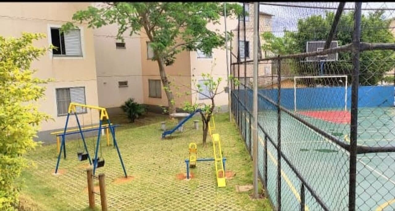 Apartamento de 2 dormitórios e 1 vaga 1 banheiro à venda na Vila Alzira