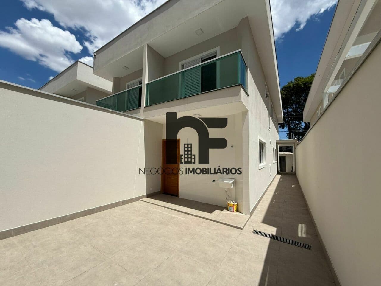 Sobrado à Venda - 3 suítes 3 dorms | Vila Barros