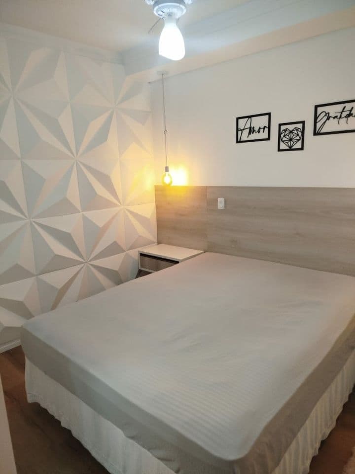 Apartamento à Venda, 3 domitórios e 1 vaga - Jardim Bela Vista
