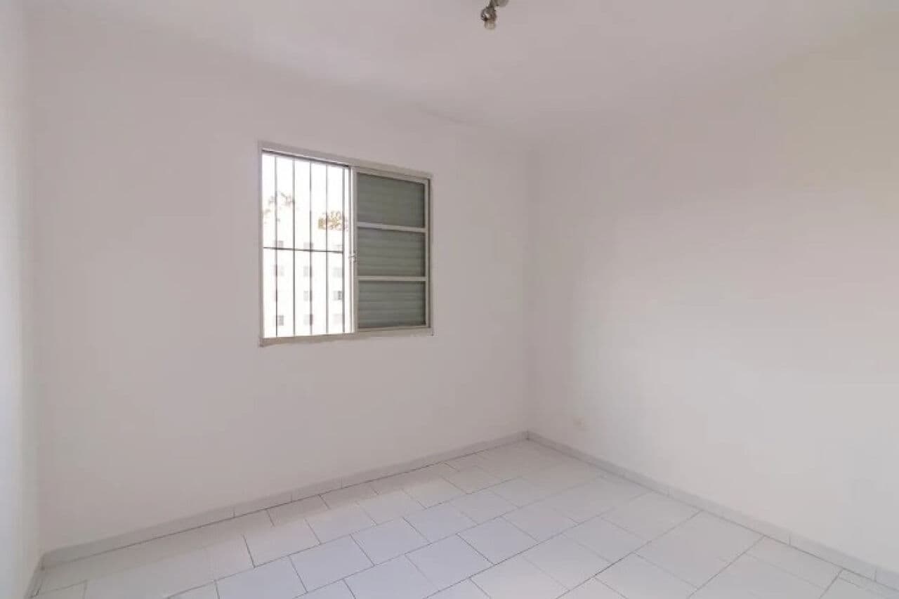 CONDOMINIO VILA RIO DE JANEIRO/ 2 DORMS 1 BANHEIRO 1 VAGA 52MTS