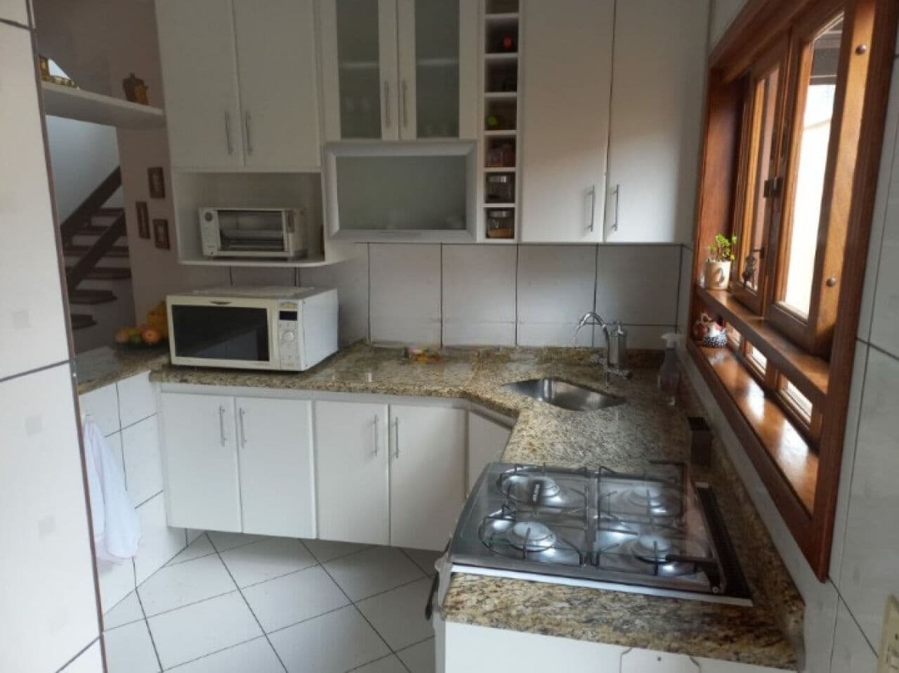 Sobrado de 3 dormitórios e 2 vagas na Vila Hulda